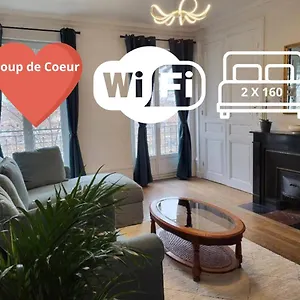 https://porte-du-vieux-lyon-2-le-long-du-quai.hotels-rhonealpes.com